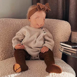 Barboteuse tricot beige